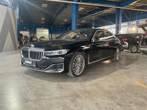 BMW 730Li Pure Excellence | upto AED 20,000 Ramadan Discount | Guaranteed Warranty | 0 Down Payment