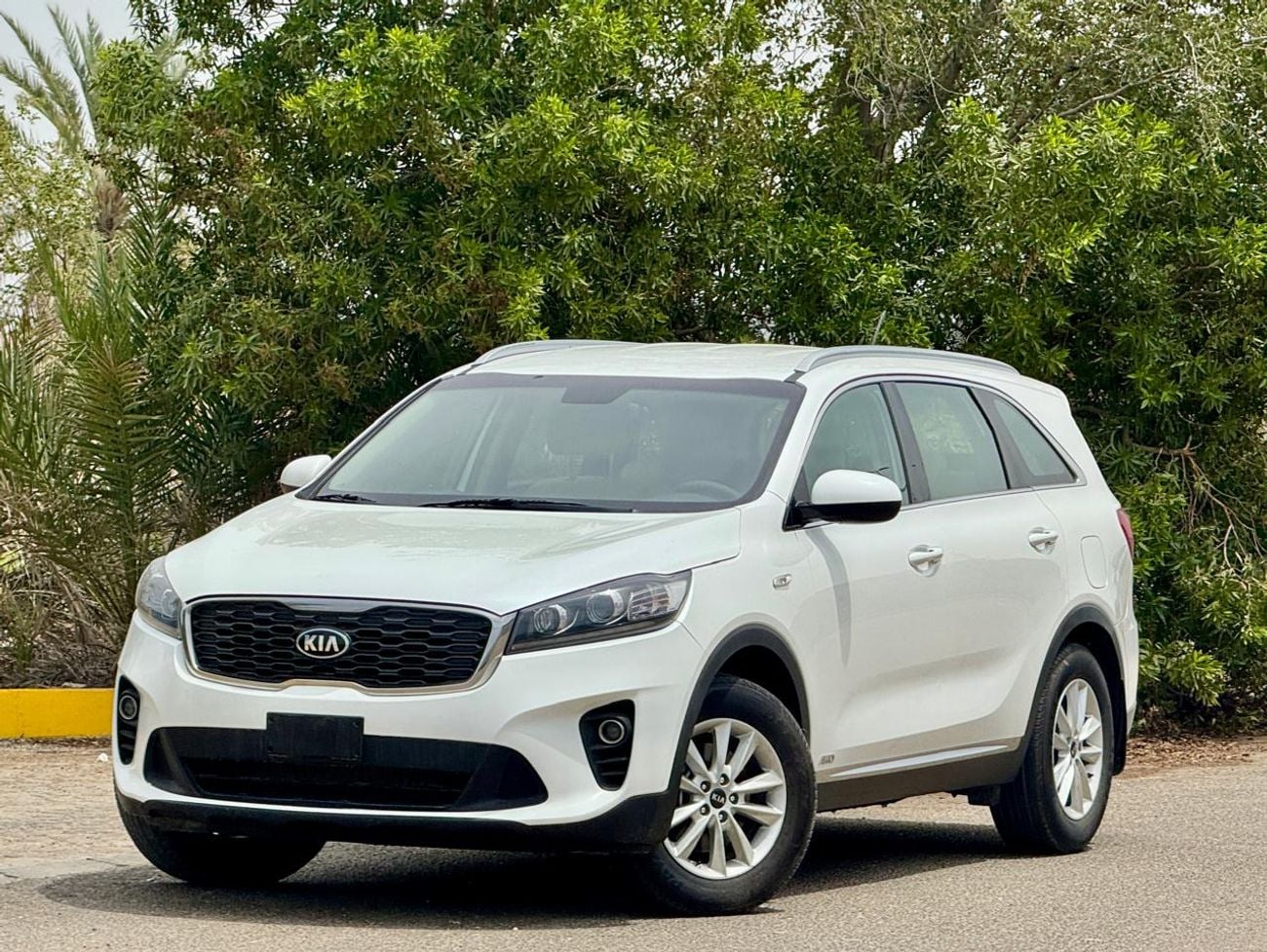 Kia Sorento Base 2.4L FWD 699-Monthly l GCC l 2.4L, Cruise, Camera l Accident Free