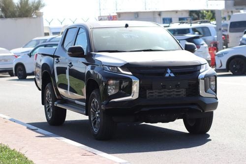 Mitsubishi L200 2.4L SPORTERO, AUTOMATIC, PUSH START, ALLOY WHEELS, MODEL 2023