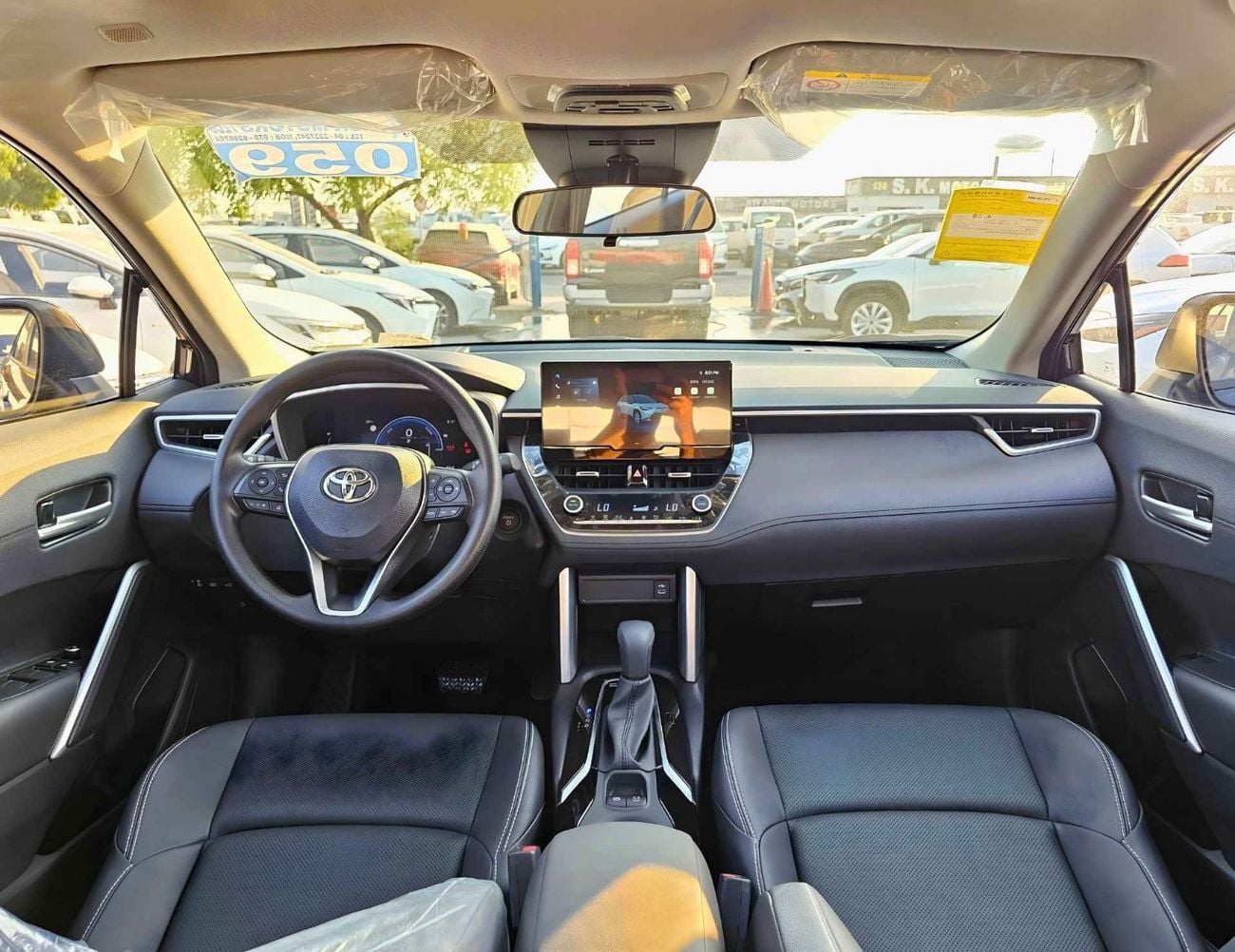 Toyota Frontlander LUXURY || 2.0L HYBRID V4 || RADAR / SUNROOF / DRIVER POWER SEATS (CODE#FRLX)