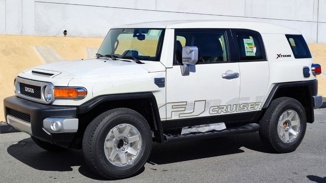 New TOYOTA FJ CRUISER 4.0L XTREME V6 PETROL AT 2023 for sale in Dubai ...