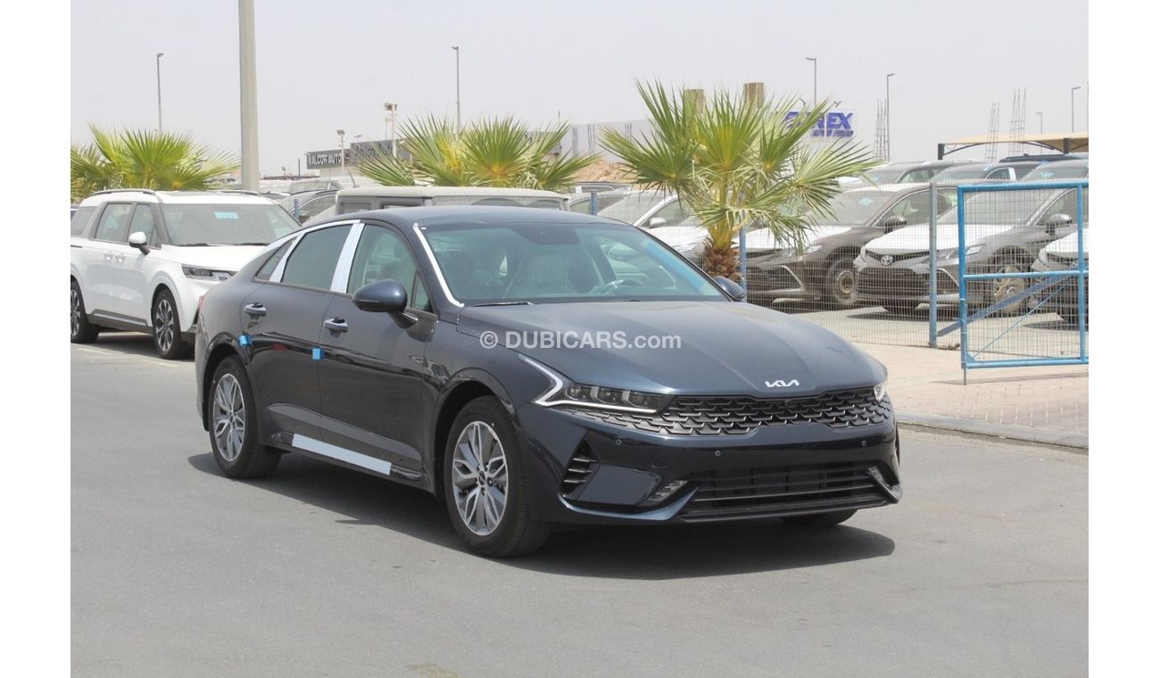 Kia K5 2.0 L hybrid 360 camera