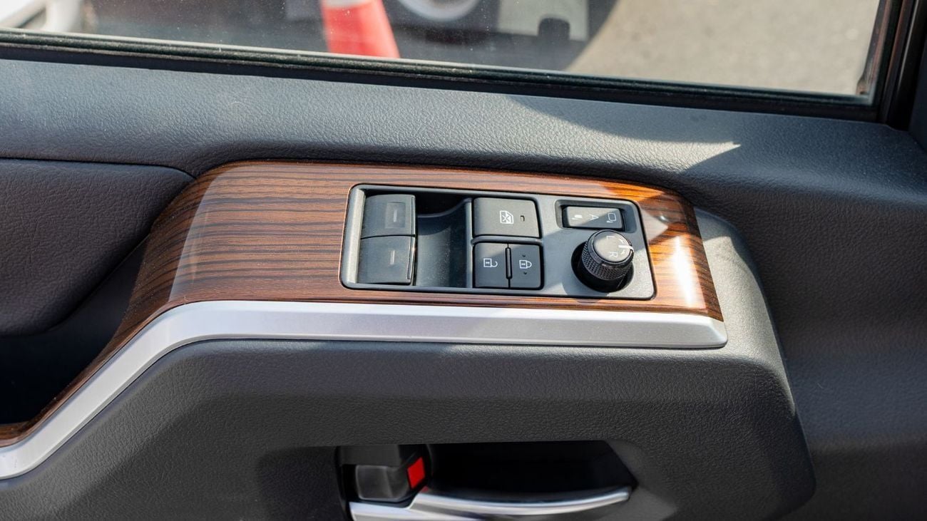 Toyota Granvia 2025 Toyota Granvia 3.5L Premium AT Petrol