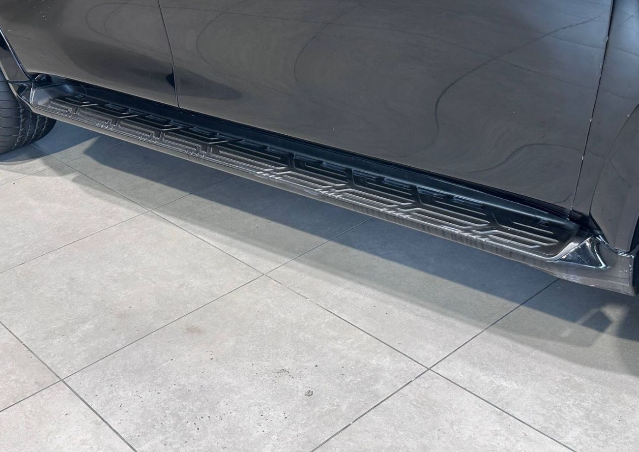 إنفينيتي QX80 Luxury 5.6L