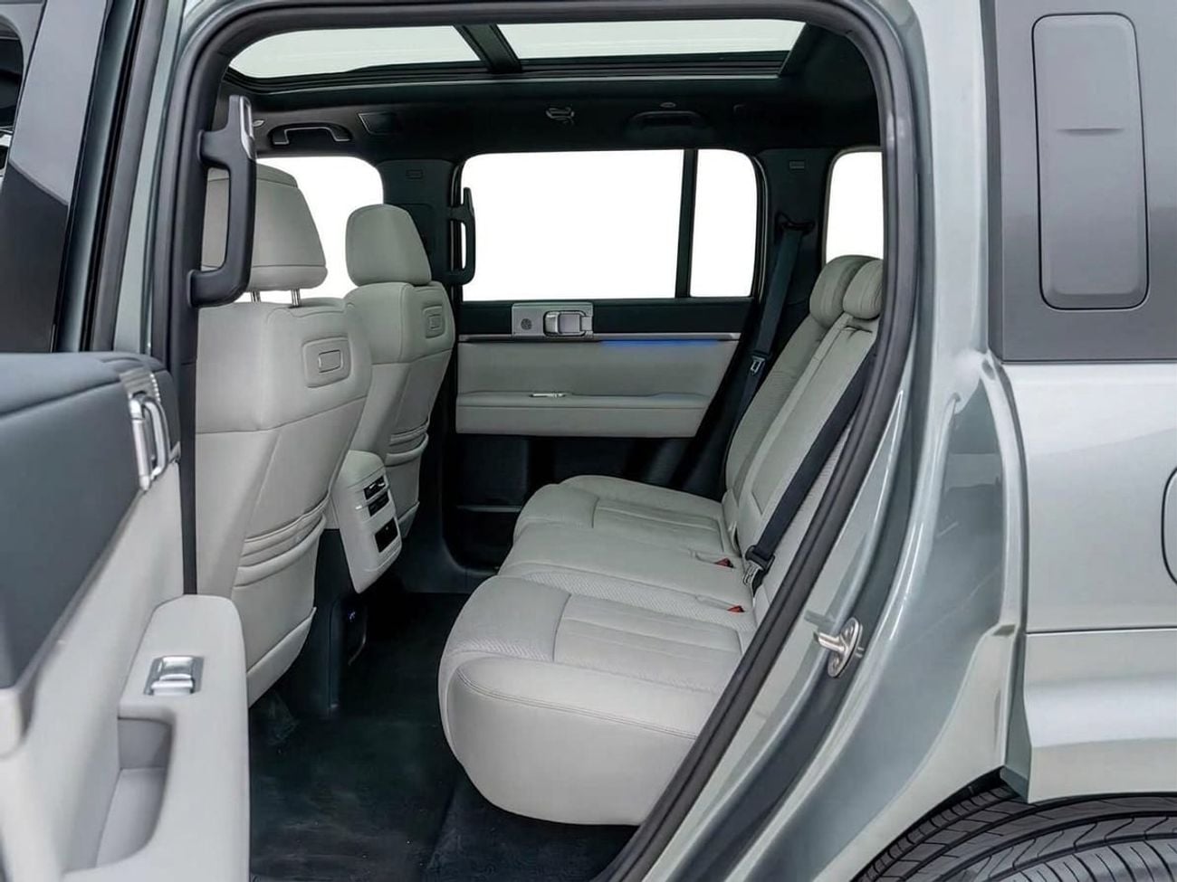 BYD Leopard 7 STD  (NON GCC) BYD Leopard 7 Ultra 2026 – AWD Hybrid – Brand New