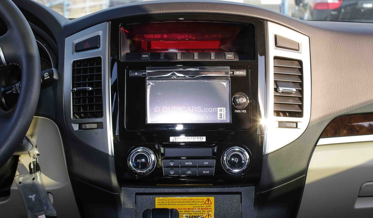 ميتسوبيشي باجيرو GLS V6