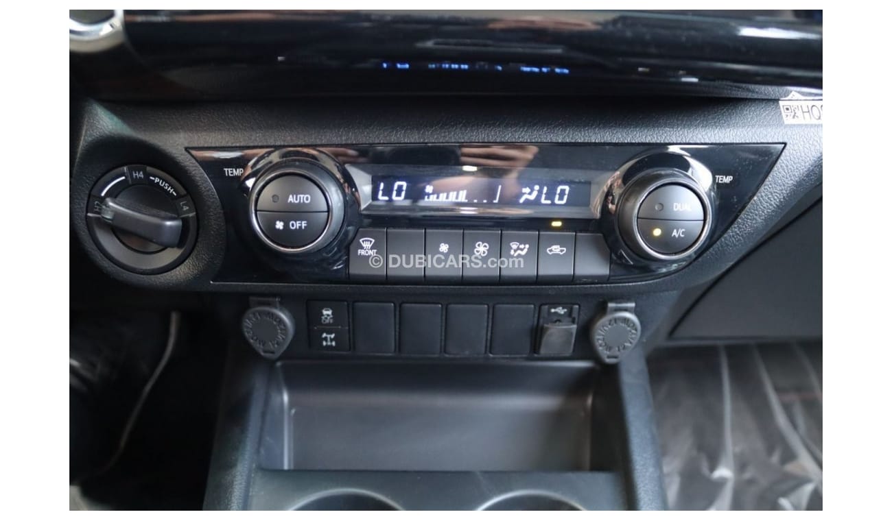 Toyota Hilux 2023 TOYOTA HILUX 4.0 V6 - FULL OPTION  **EXPORT ONLY**التصدير فقط خارج الخليج**
