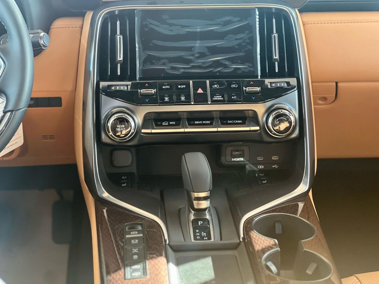 Lexus LX 700h LEXUS LX 700h -  MODEL 2025 -GCC