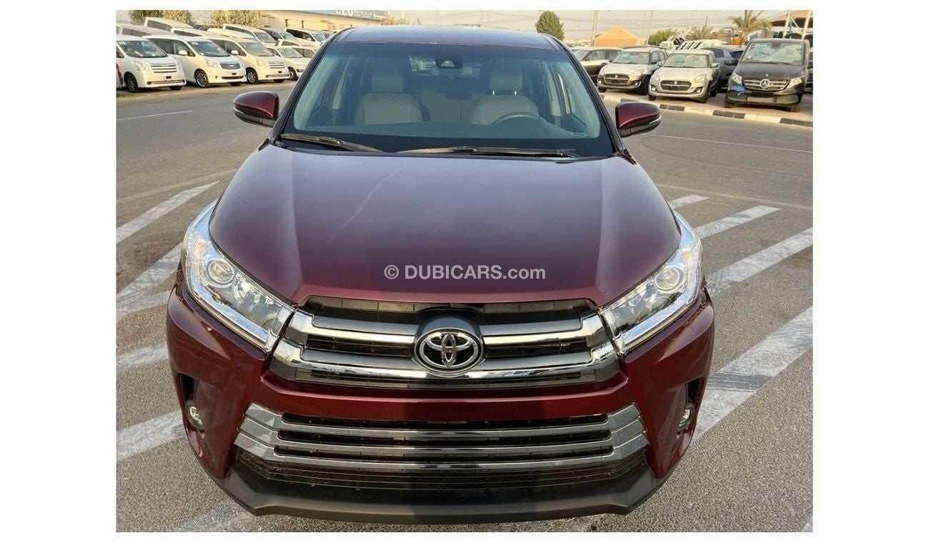 Toyota Highlander 2019 Toyota Highlander LE AWD 4X4 MidOption+ /