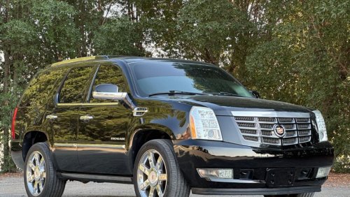 كاديلاك إسكالاد CADILLAC ESCALADE PLATINUM 2011 GCC PERFECT CONDITION // ACCIDENT FREE // FULL OPITION