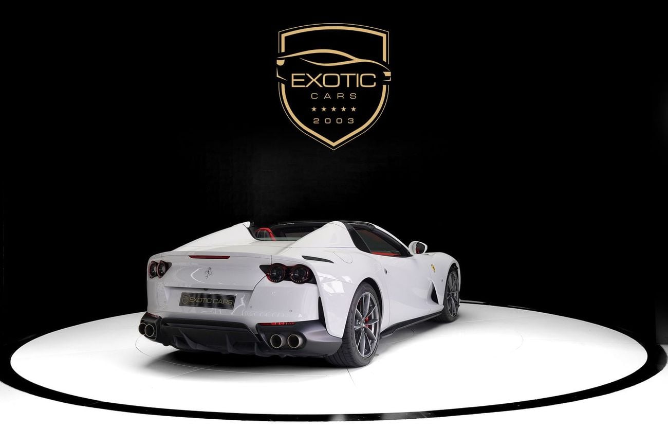 فيراري 812 GTS