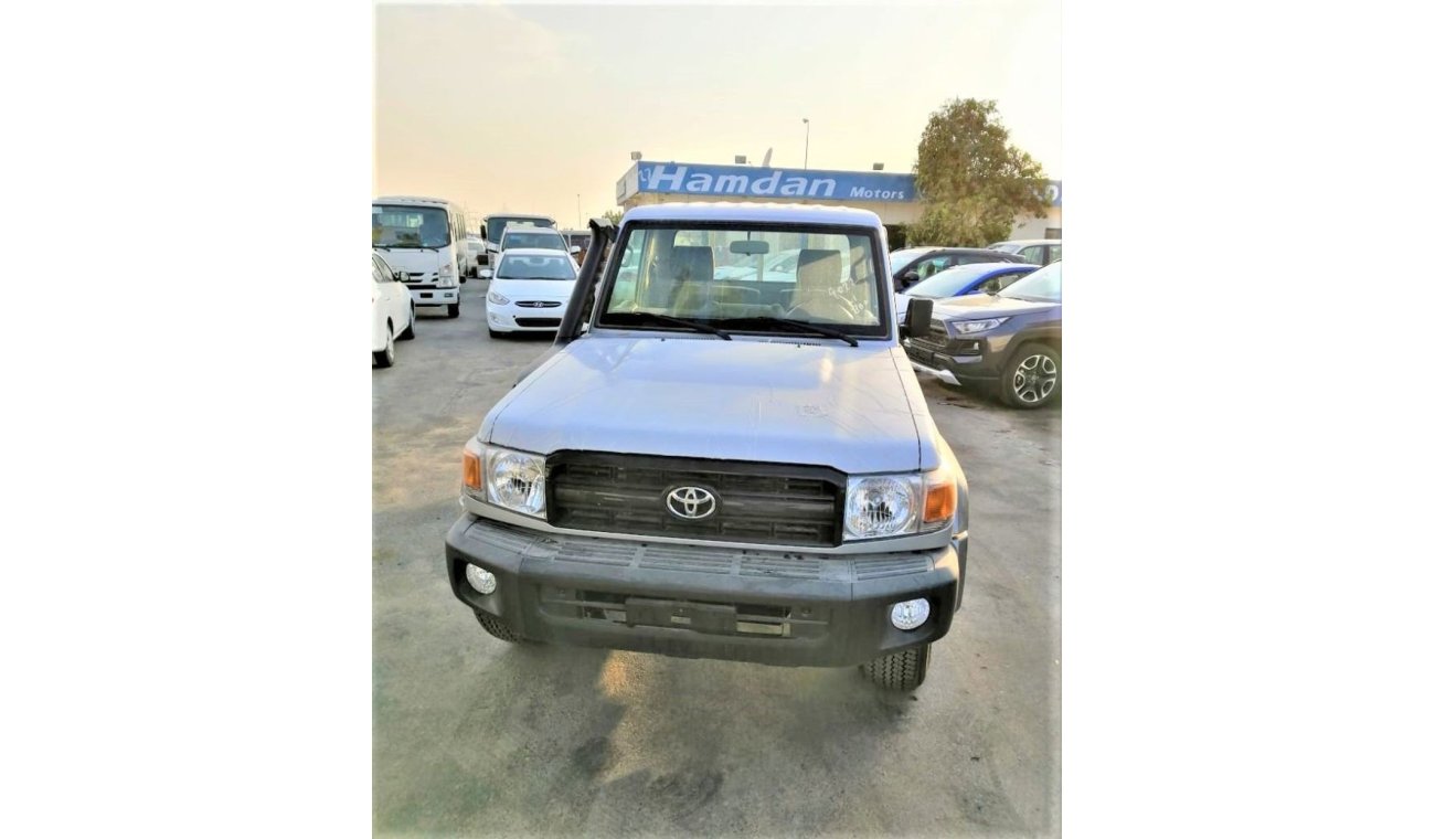 Toyota Land Cruiser Pick Up v6