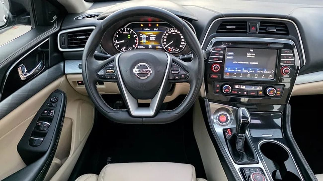 Nissan Maxima full option| GCC