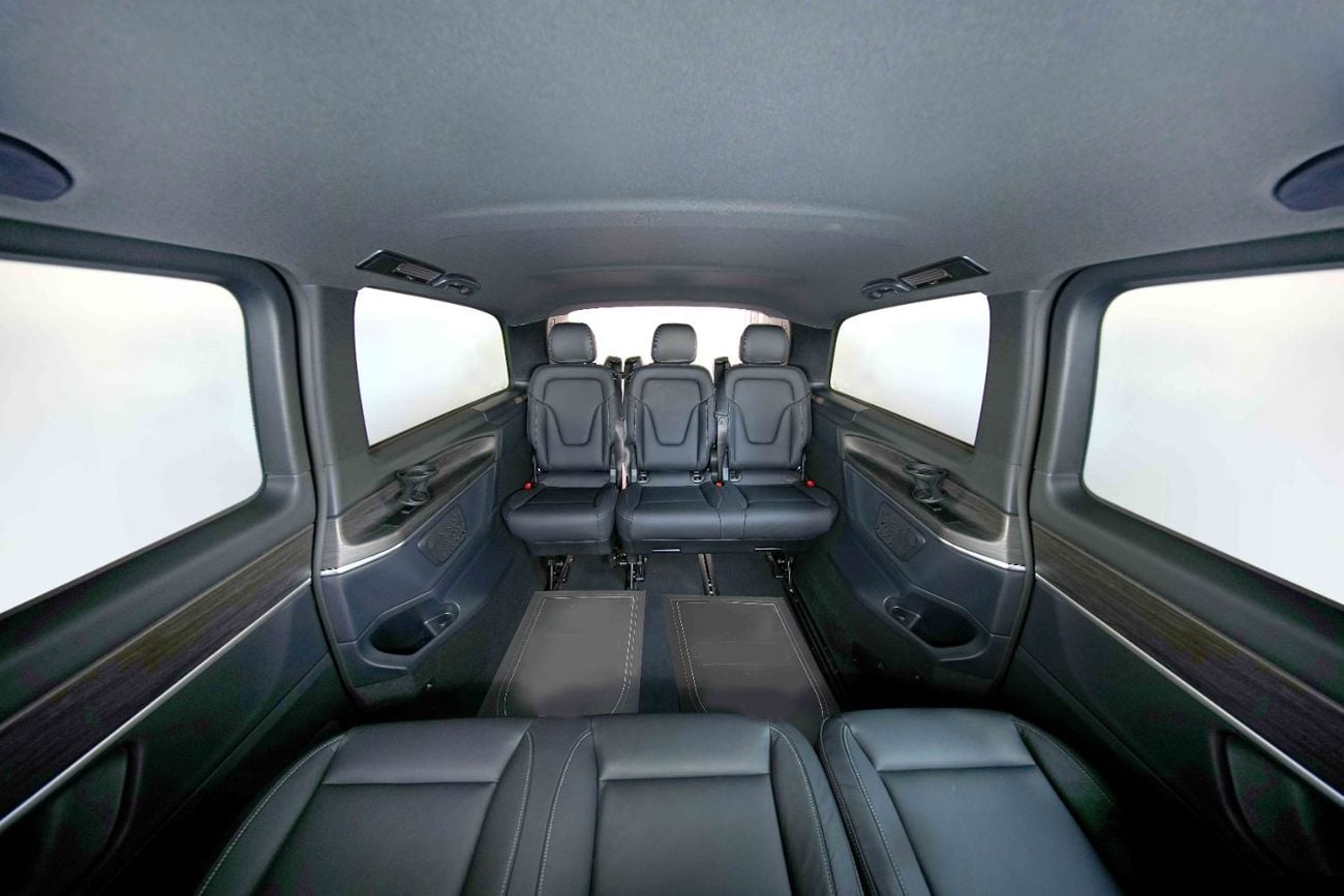 Mercedes Benz V300 AVANTGARDE 2025 Mercedes-Benz V-Class V 300 GCC Specs