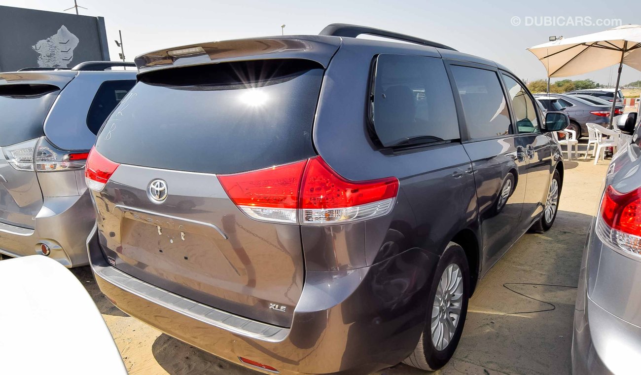 Toyota Sienna