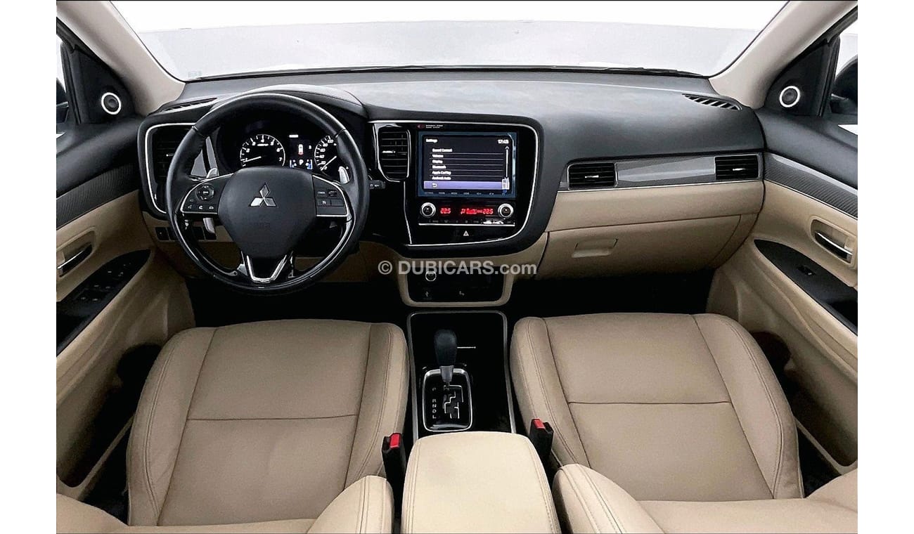 مرسيدس بنز S 550 5.5L-8 CYL-FULL OPTION -JAPANESE SPEC -EXCELLENT CONDITION