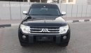 ميتسوبيشي باجيرو 2011 Gulf Specs Full options 3.5 ltr Sunroof Leather interiors