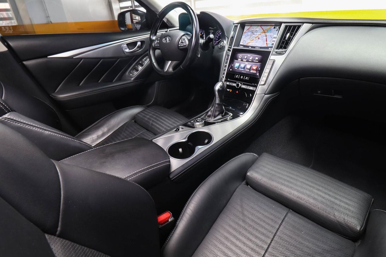 Infiniti Q50 V37