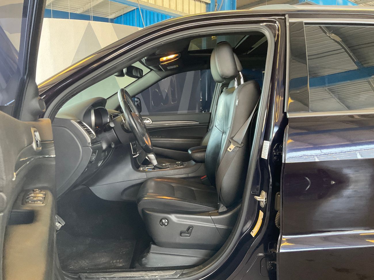 جيب جراند شيروكي Limited | شامل الضمان | 0 ﺪﻔﻋﺓ ﺃﻮﻟﻯ