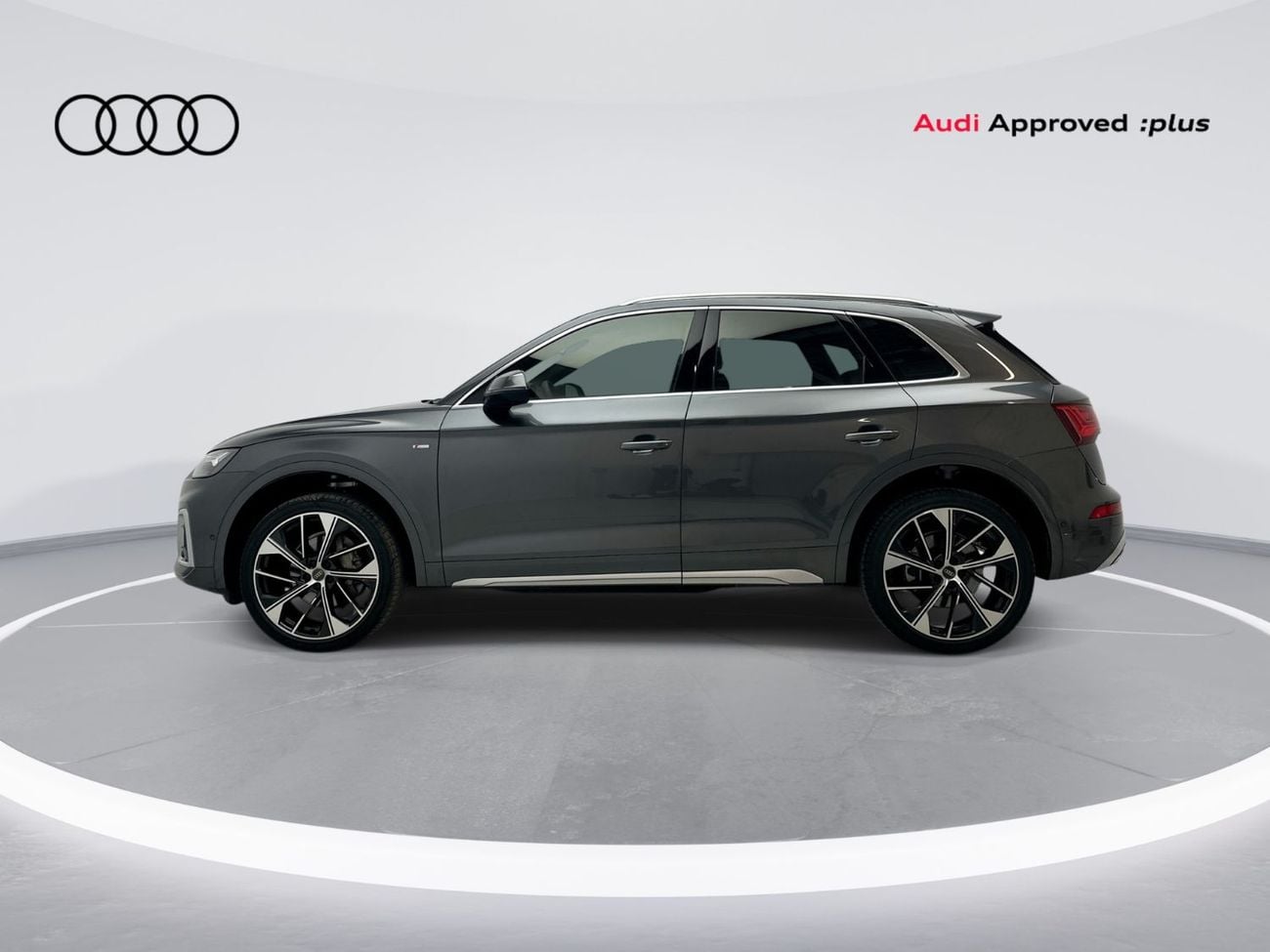 Audi Q5 45 TFSI Quattro Design 2.0L Q5 S line 45 TFSI quattro 249hp (Ref# 42750)