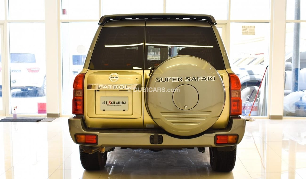 نيسان باترول سوبر سفاري