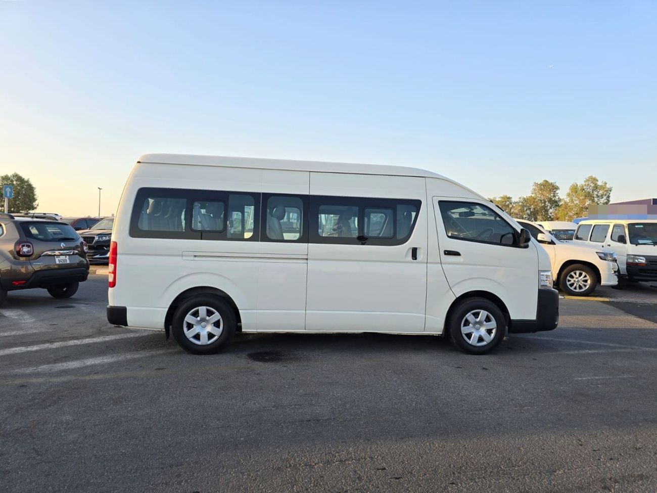 تويوتا هاياس TOYOTA HIACE COMMUTER VAN RHD 2018 MODEL 3.0 L DIESEL AUTOMATIC(PM22105)