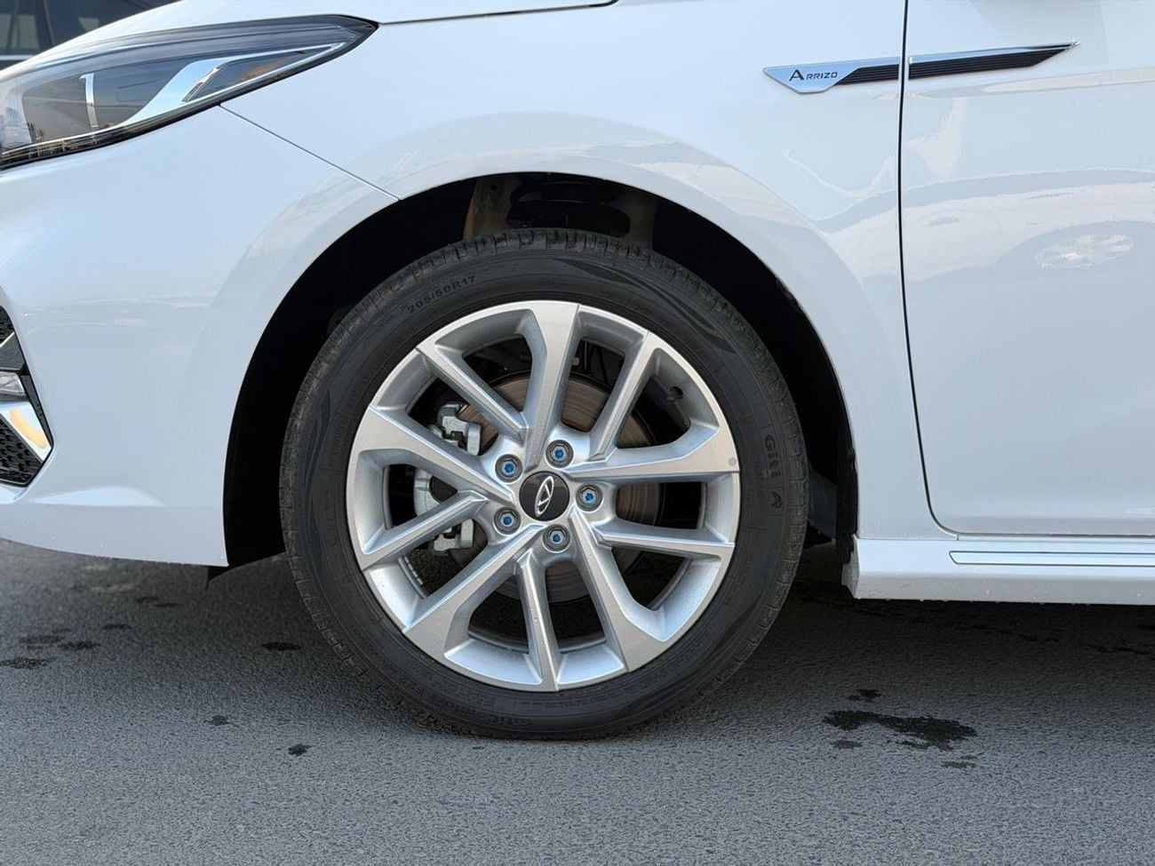 Chery Arrizo 6  1.5L PETROL AUTOMATIC TRANSMISSION ( FOR RE-EXPORT ONLY )
