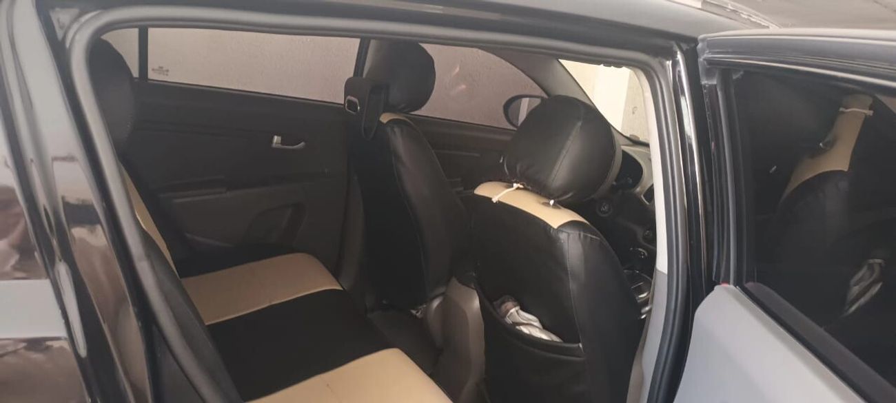 Kia Sportage LX STD