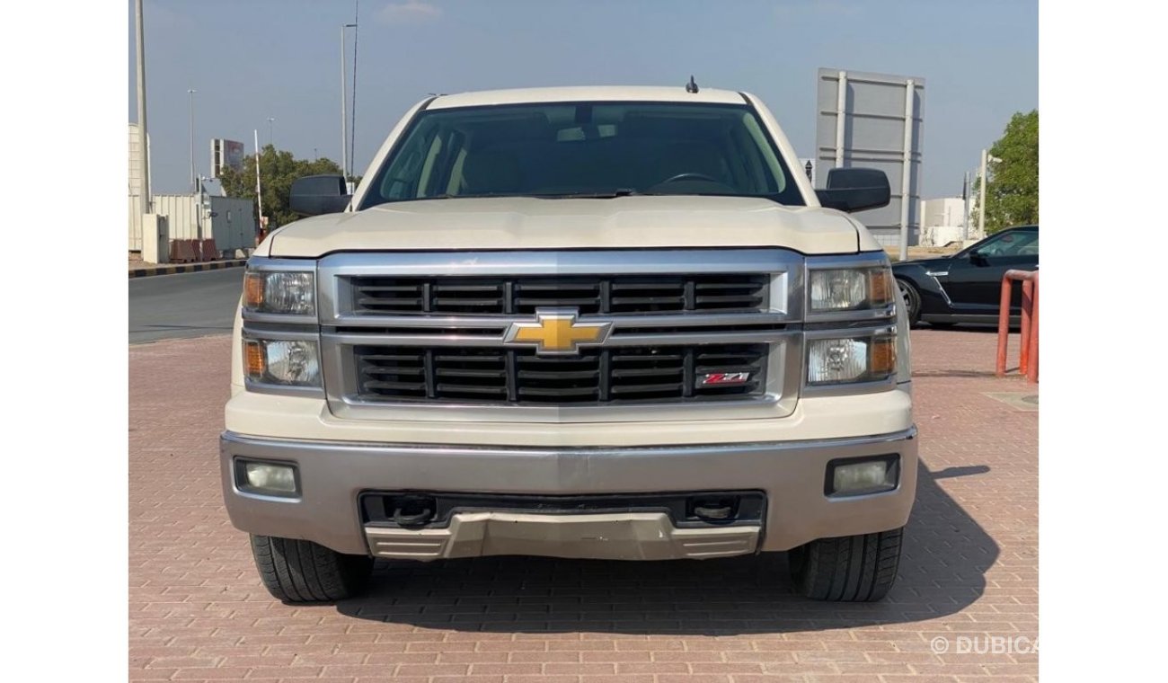 Chevrolet Silverado Chevrolet Silverado pick up GCC 2014 perfect condition