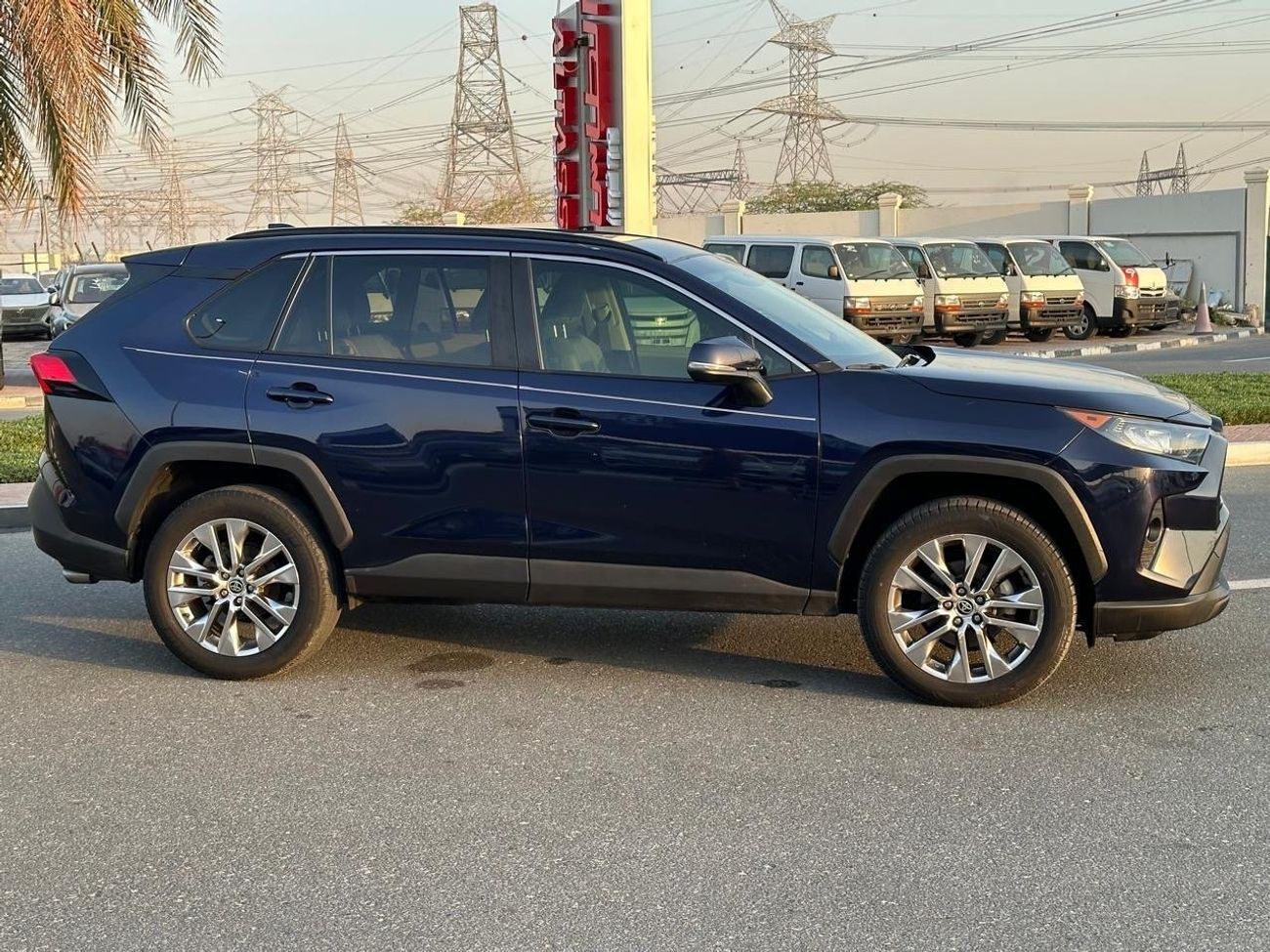 Toyota RAV4 2021 RAV4 xle premium