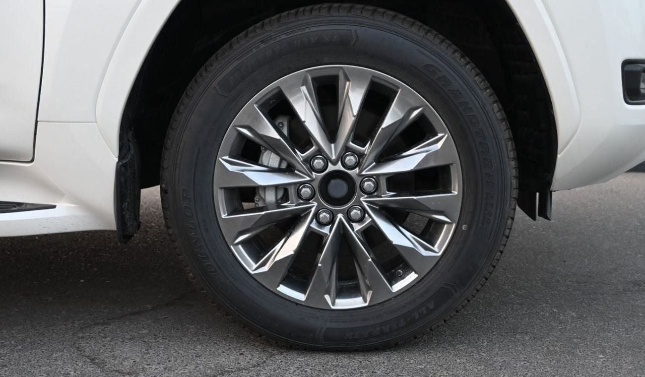 Toyota Land Cruiser TOYOTA LC300 3.3L VX+ DIESEL 6CYL. 7SEATER EUROPE FULL OPTION 2022MY