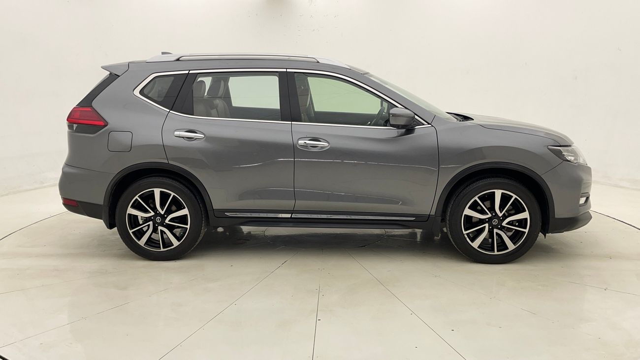 نيسان إكس تريل SL 2.5 | بدون دفعة مقدمة | اختبار القيادة في المنزل