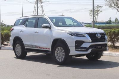 Toyota Fortuner SR5 V6 . 4.0L . Petrol . 4WD . 6-Speed Automatic . 7 Seats . 4 Doors 2026 Model Toyota Fortuner, 4.0L Petrol 4WD 6A/T