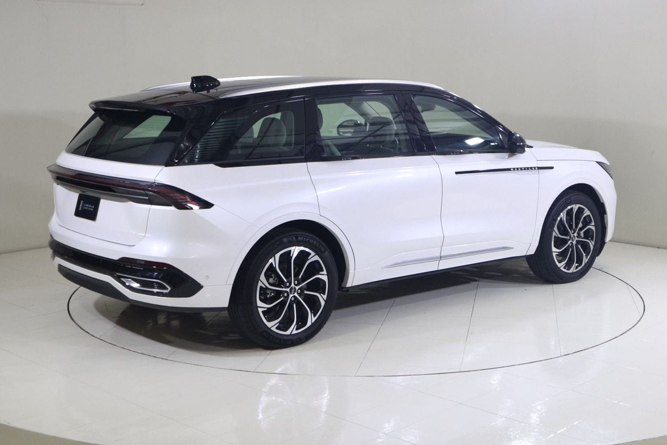 Lincoln Nautilus Reserve II 2.0L NAU424 / AL TAYER MOTORS / AL QOUZ SHOWROOM