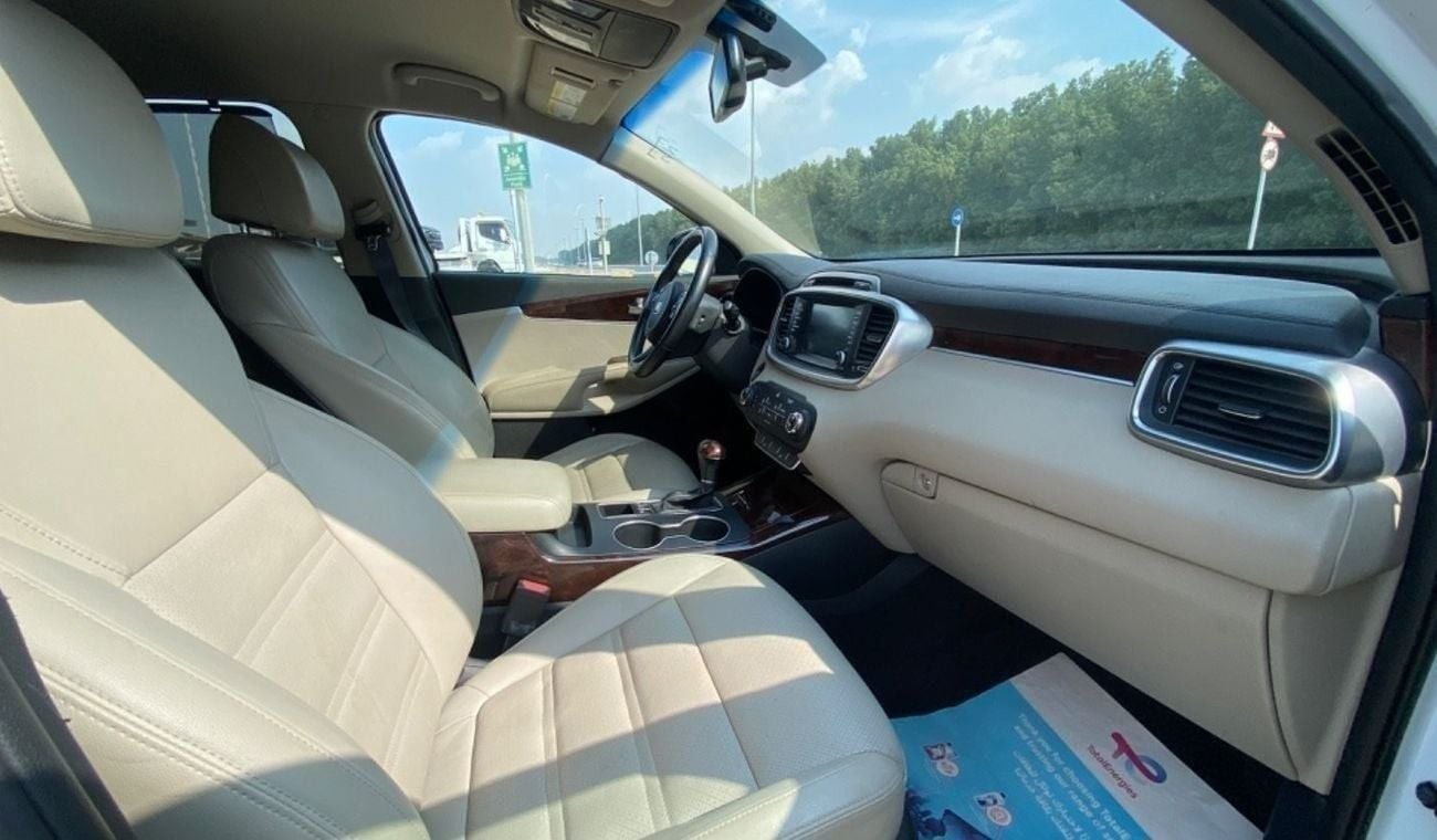 كيا سورينتو Base 3.3L AWD