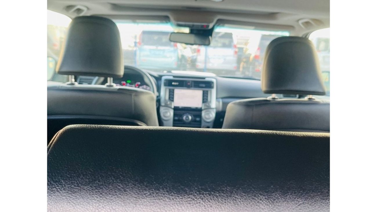 تويوتا Runner4 4x4 push start sunroof