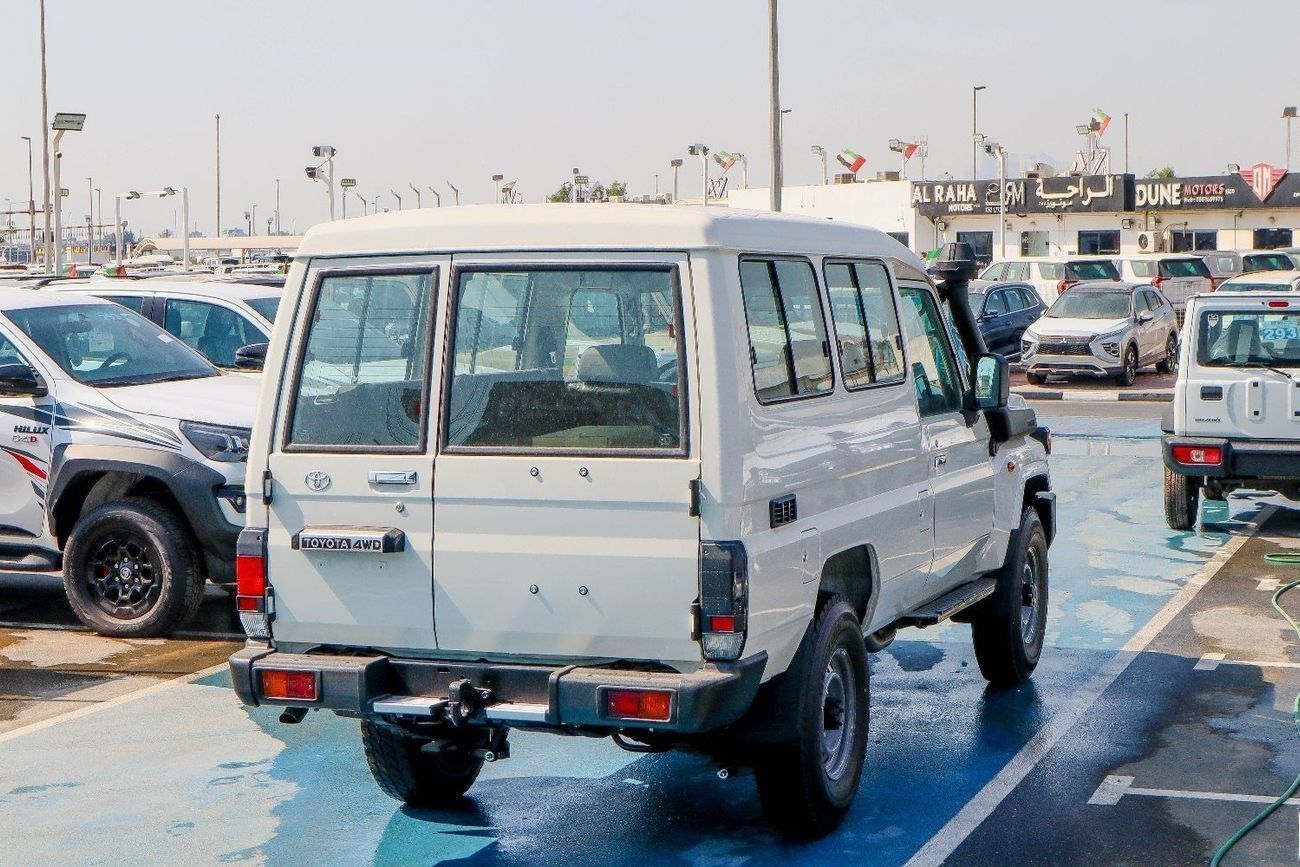 تويوتا لاند كروزر 70 Toyota Land Cruiser Hardtop 3-Door LC78 2.8L Diesel (2025 Model -