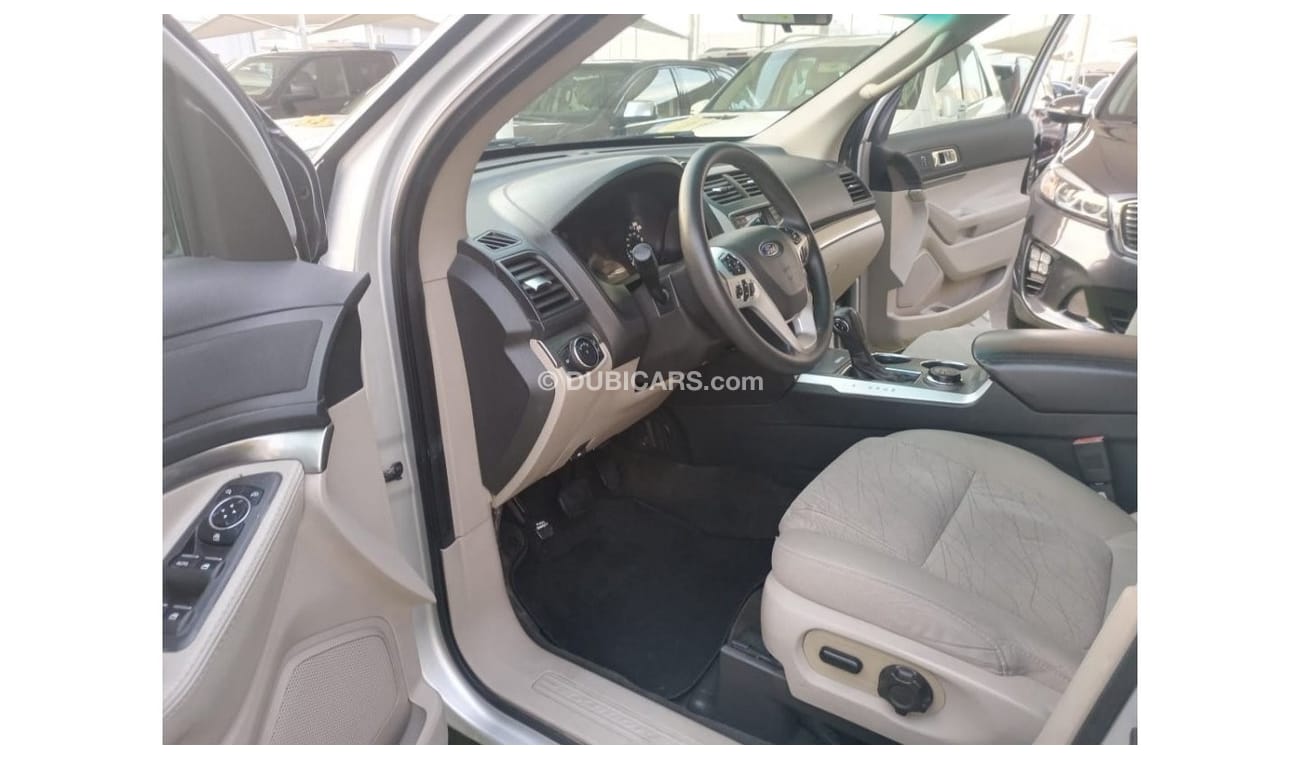 Ford Explorer Gulf model 2014, cruise control, sensor wheels, in excellent condition, you do not need any expenses
