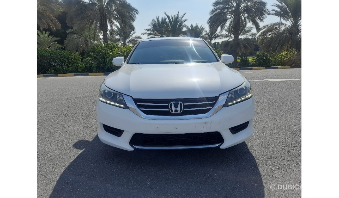 هوندا أكورد Honda Accord 2013 g cc full autmatic accident free original pant %100 very very good condition clean