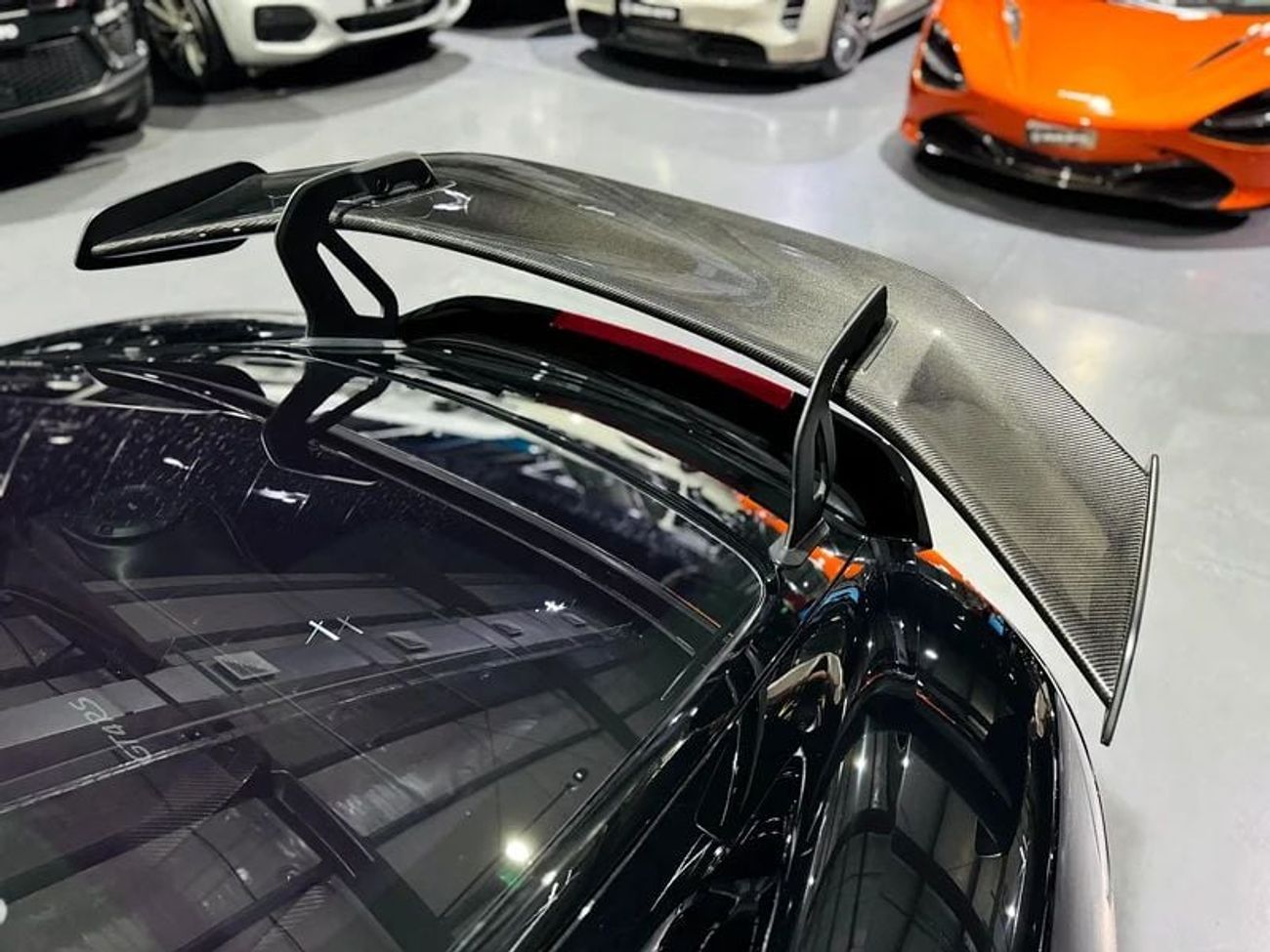 Porsche 718 Cayman GT4 RS 4.0L (493 HP) A/T