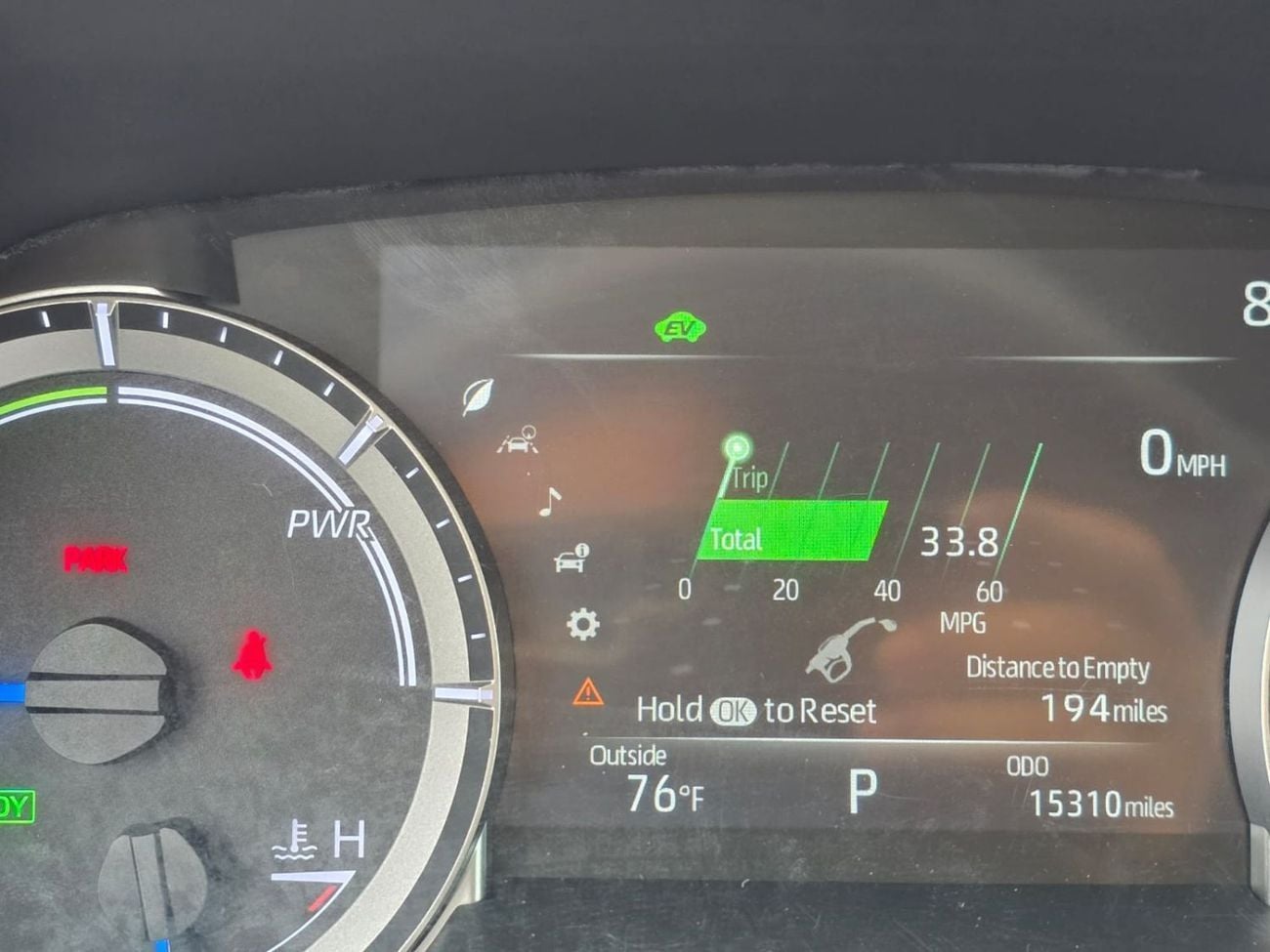 تويوتا هايلاندر  2.5L hybrid (AWD)