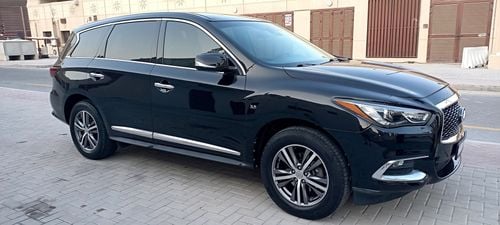 Infiniti QX60 PREMIUM 3.5L V6 AWD 7 SEATER CLEAN AND NEAT PERSONAL VEHICLE