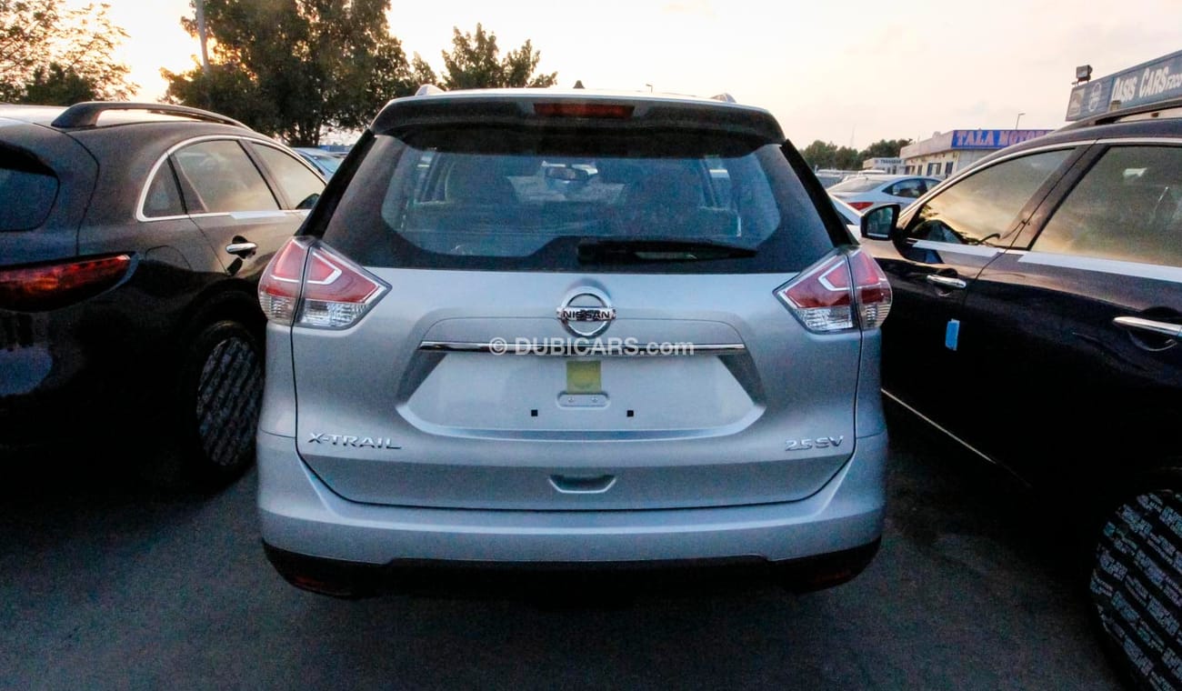 Nissan X Trail SV