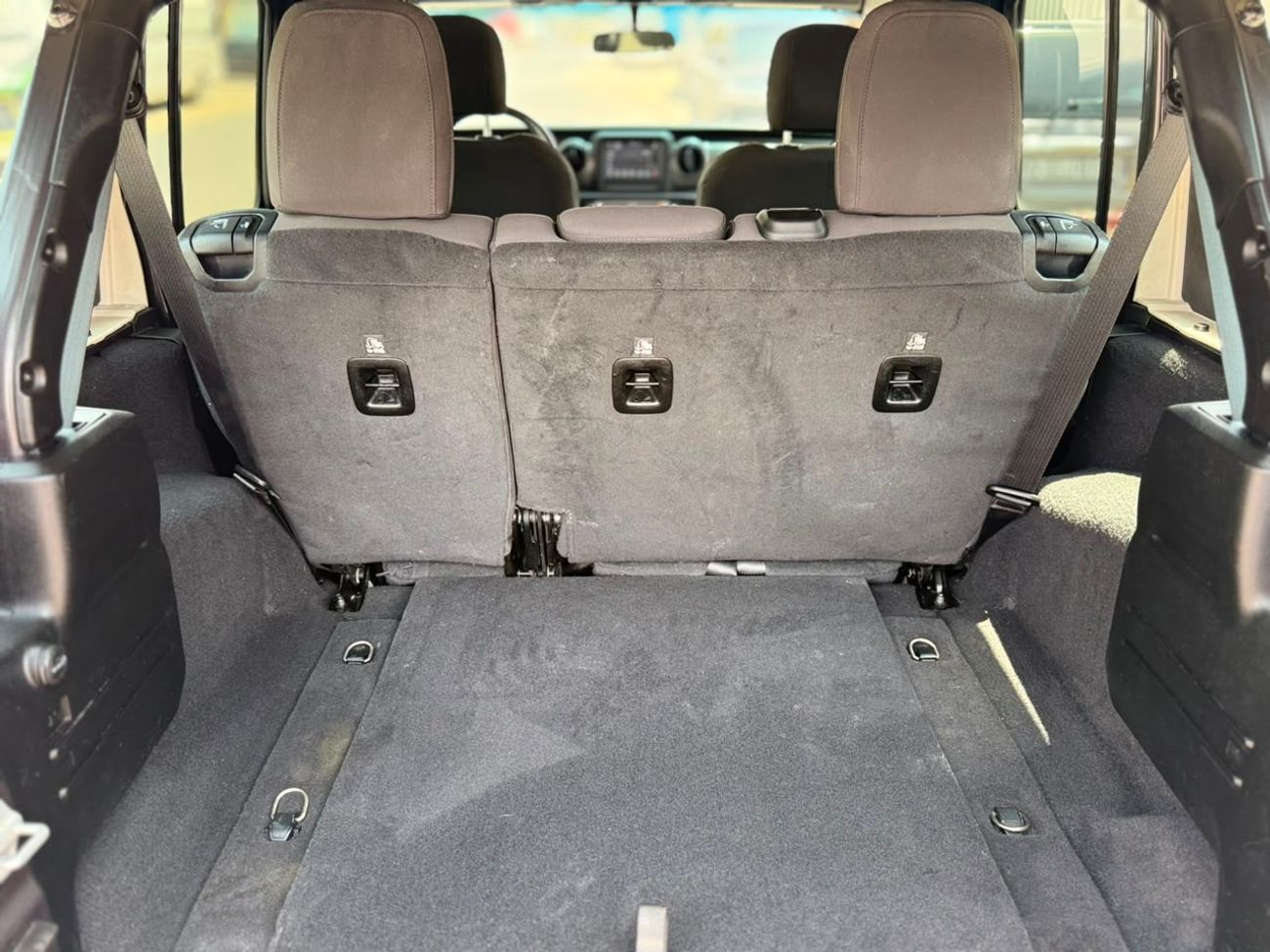 Jeep Wrangler Unlimited SAHARA 4XE