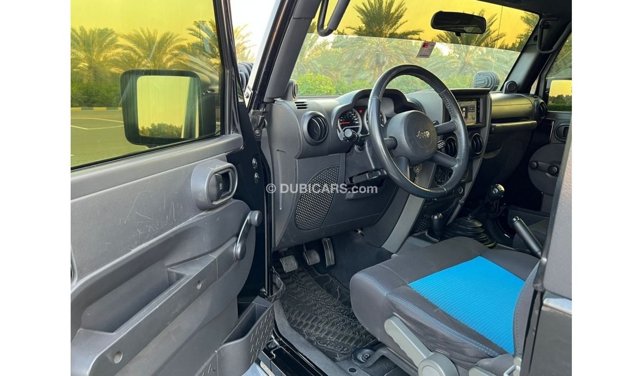 Jeep Wrangler JEEP WRANGLER 2010 Sport GCC Perfect Condition - 2Keys