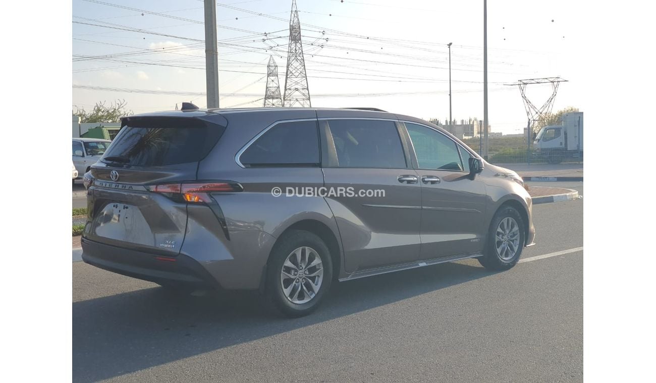 Toyota Sienna TOYOTA SIENNA HYBRID FULL OPTION 2021 MODEL