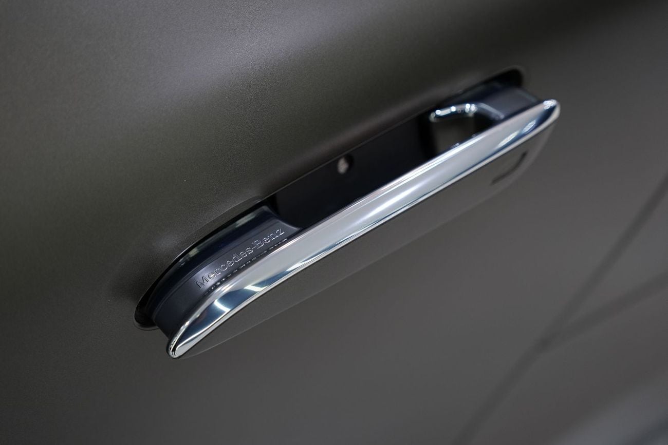 Mercedes-Benz SL 63 AMG AMG Dynamic PLUS Pack, AMG Track Pace, Front Lift System, Carbon Interior!!