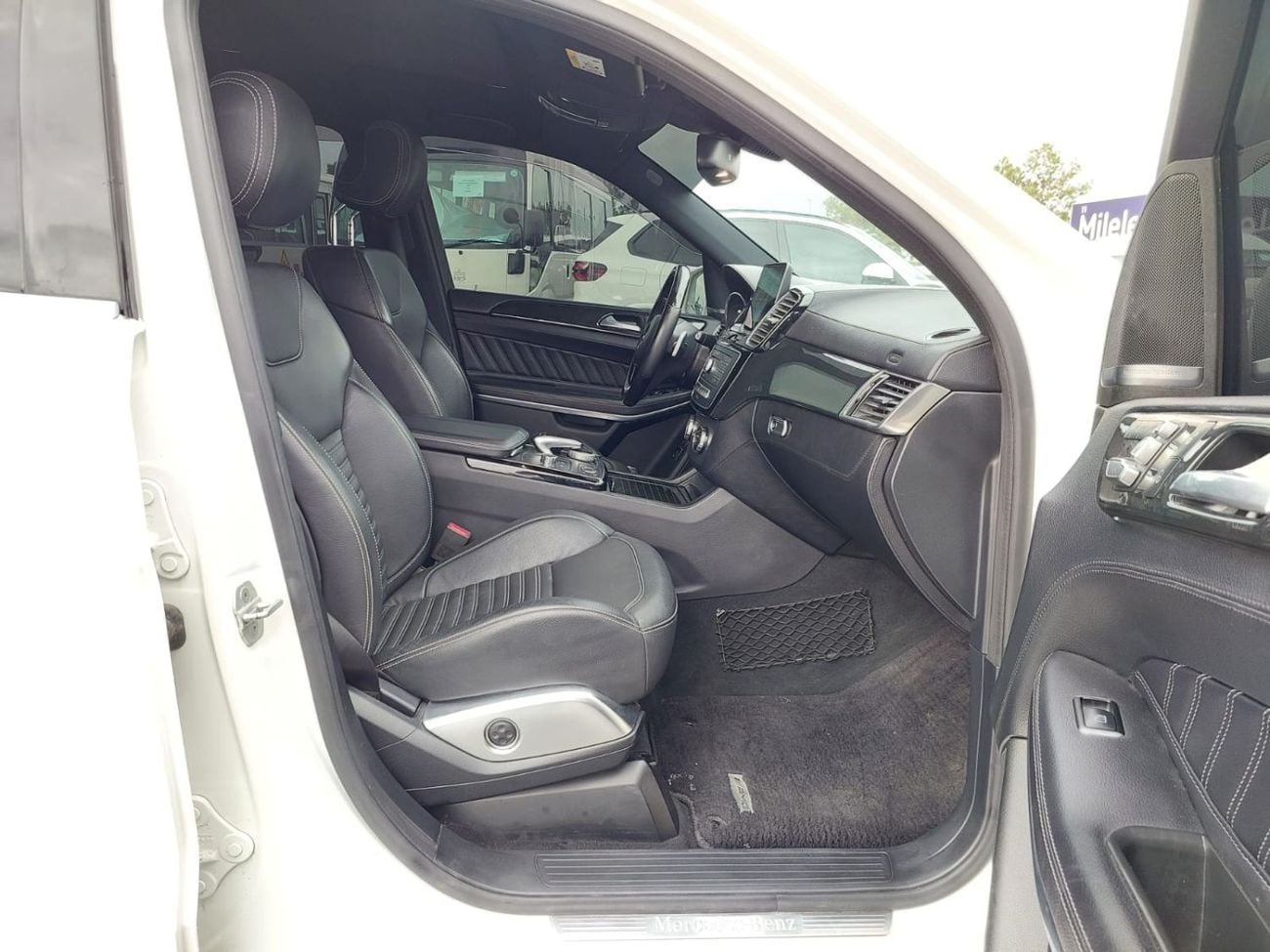 مرسيدس بنز GLS 550 MERCEDES-BENZ GLS 550 SUV LHD 2016 MODEL 4.7 PETROL AUTOMATIC (PM18220)