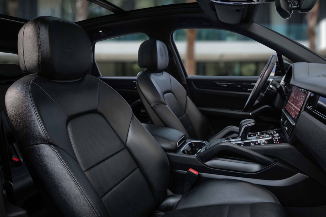 Porsche Cayenne Cayenne | 3,046 P.M | 0% Downpayment | 360 Camera | Blind Spot Warning!