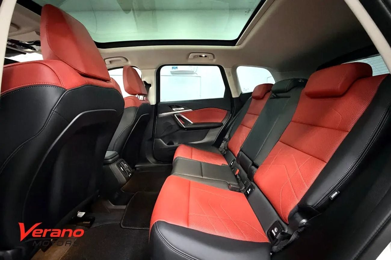بي أم دبليو iX1 Electric M Sport | Full Options | 500KM Range | Panoramic | 5,000KM Only